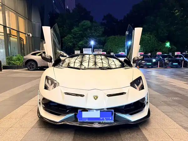 Lamborghini Aventador 2017
