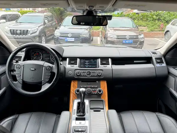 Land Rover Range Rover Sport 2013
