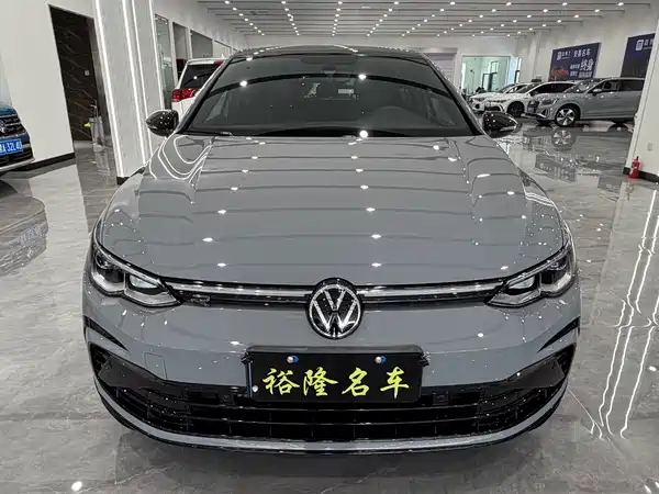 Volkswagen Golf 2023