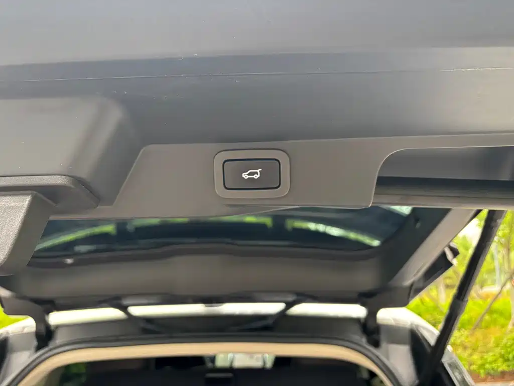 Land Rover Sport 2021 — фото 14