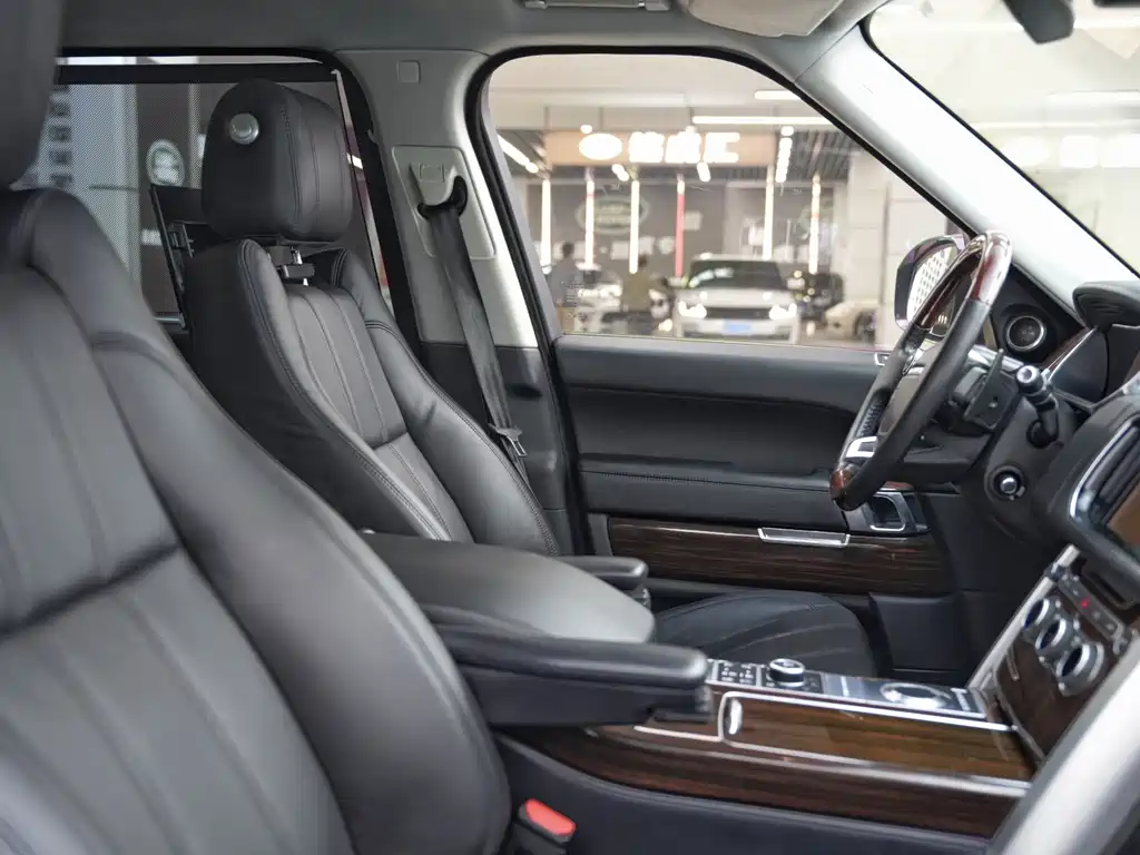 Land Rover Range Rover 2017 — фото 19