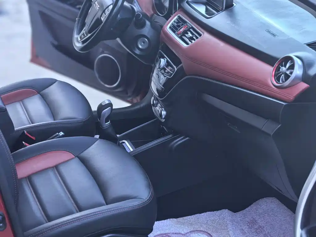 Haval H1 2015 — фото 11