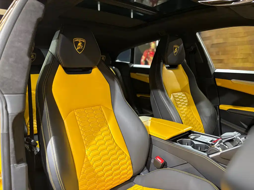 Lamborghini Urus 2019 — фото 19