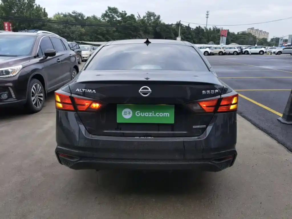 Nissan Teana 2022