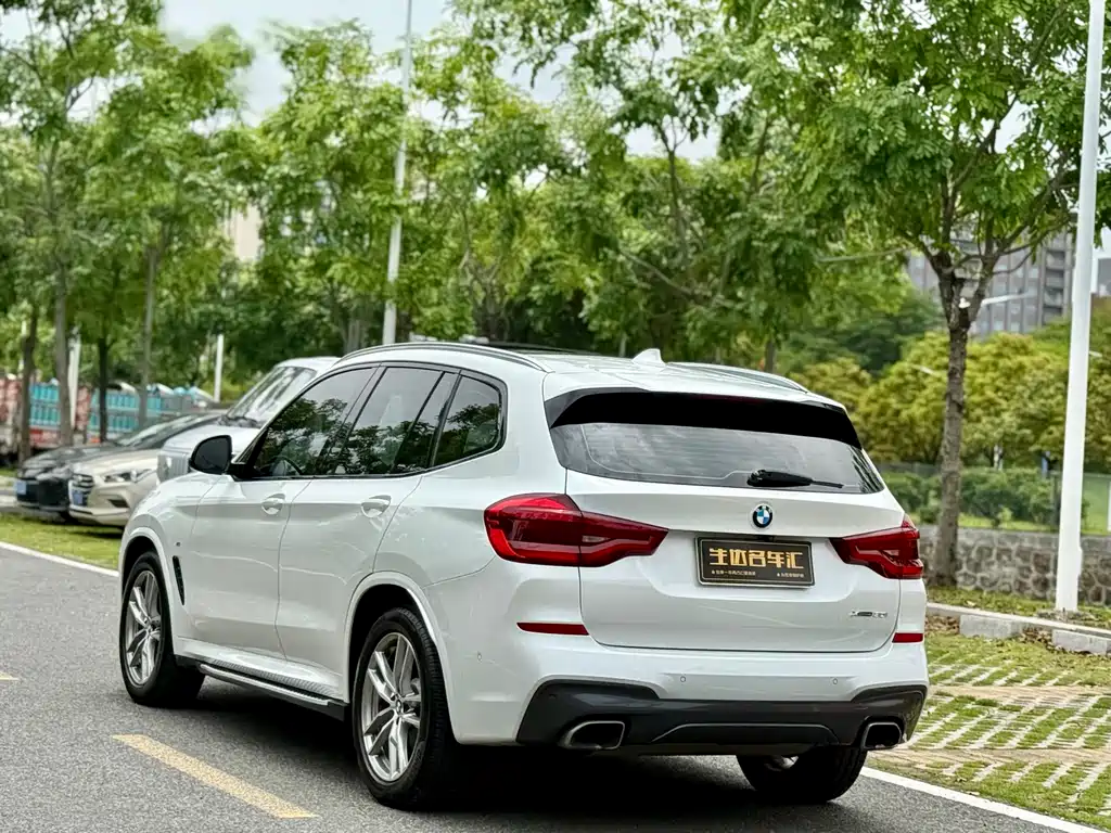 BMW X3 2018 — фото 8
