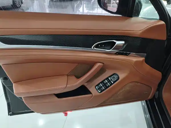 Porsche Panamera 2013