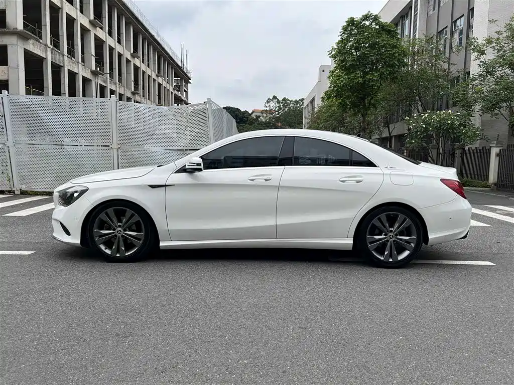 Mercedes-Benz CLA 2018 — фото 2