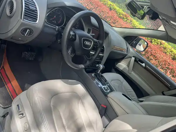 Audi Q7 2014