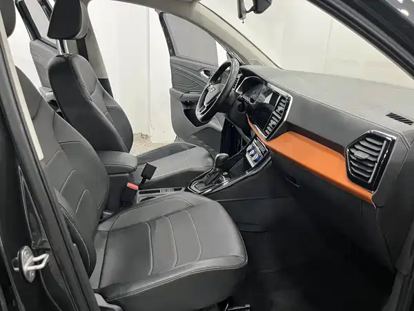 Jetta VS7 2022
