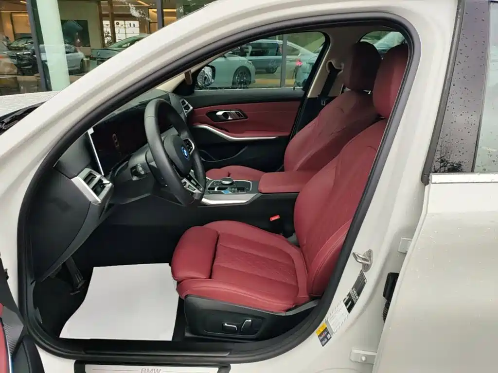 BMW i3 2025 — фото 15