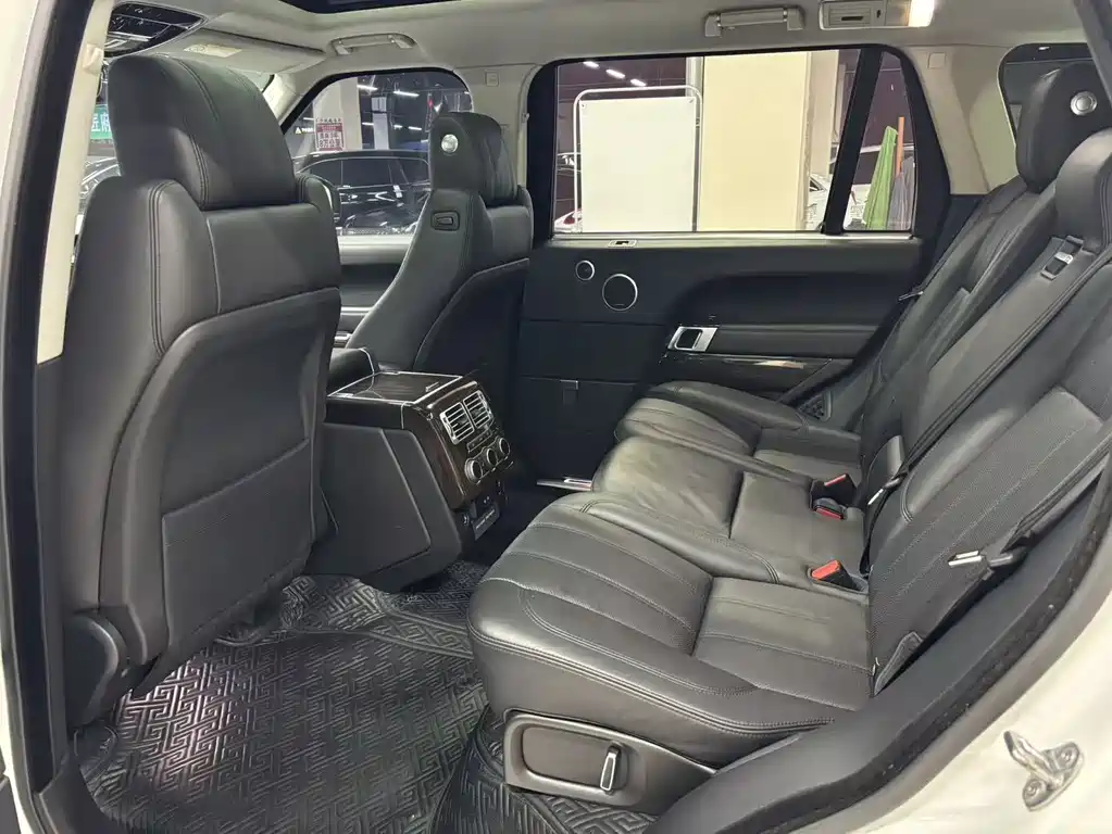 Land Rover Range Rover 2017 — фото 16