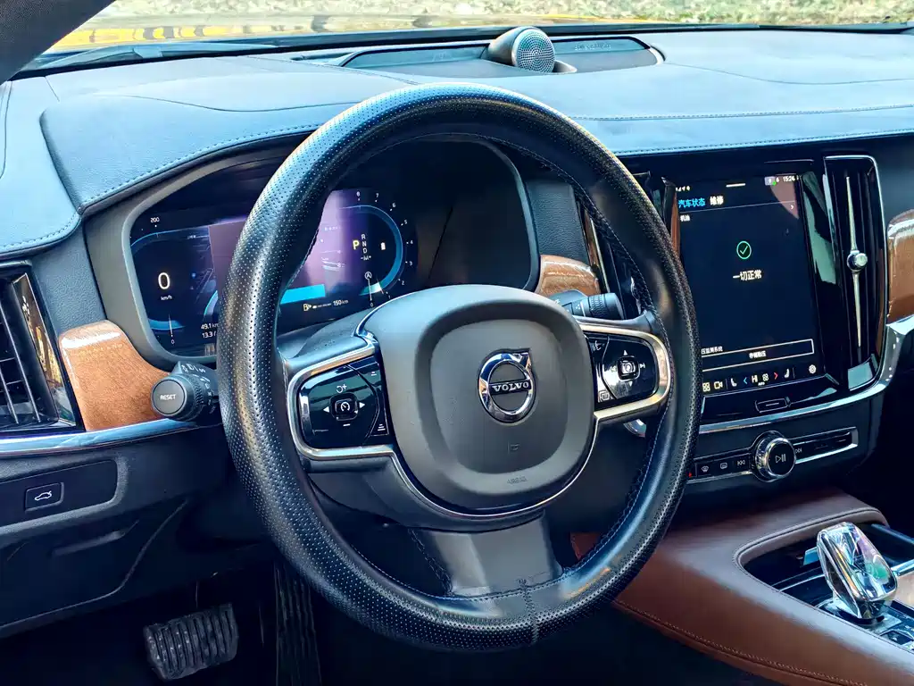 Volvo S90 2023 — фото 10