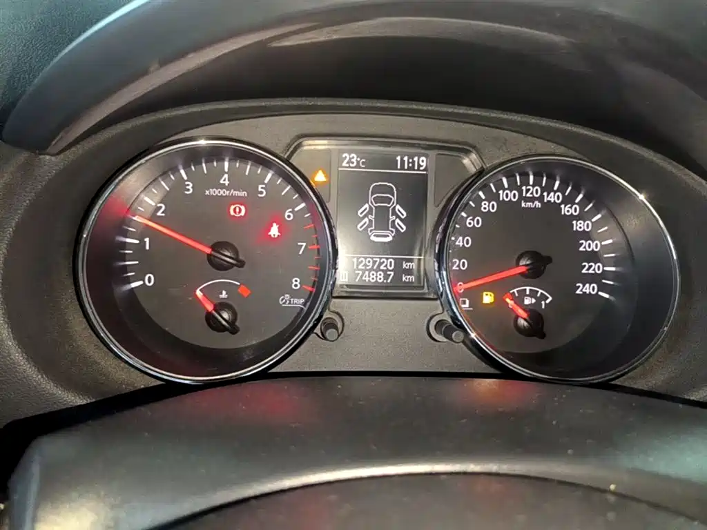 Nissan Qashqai 2015 — фото 12