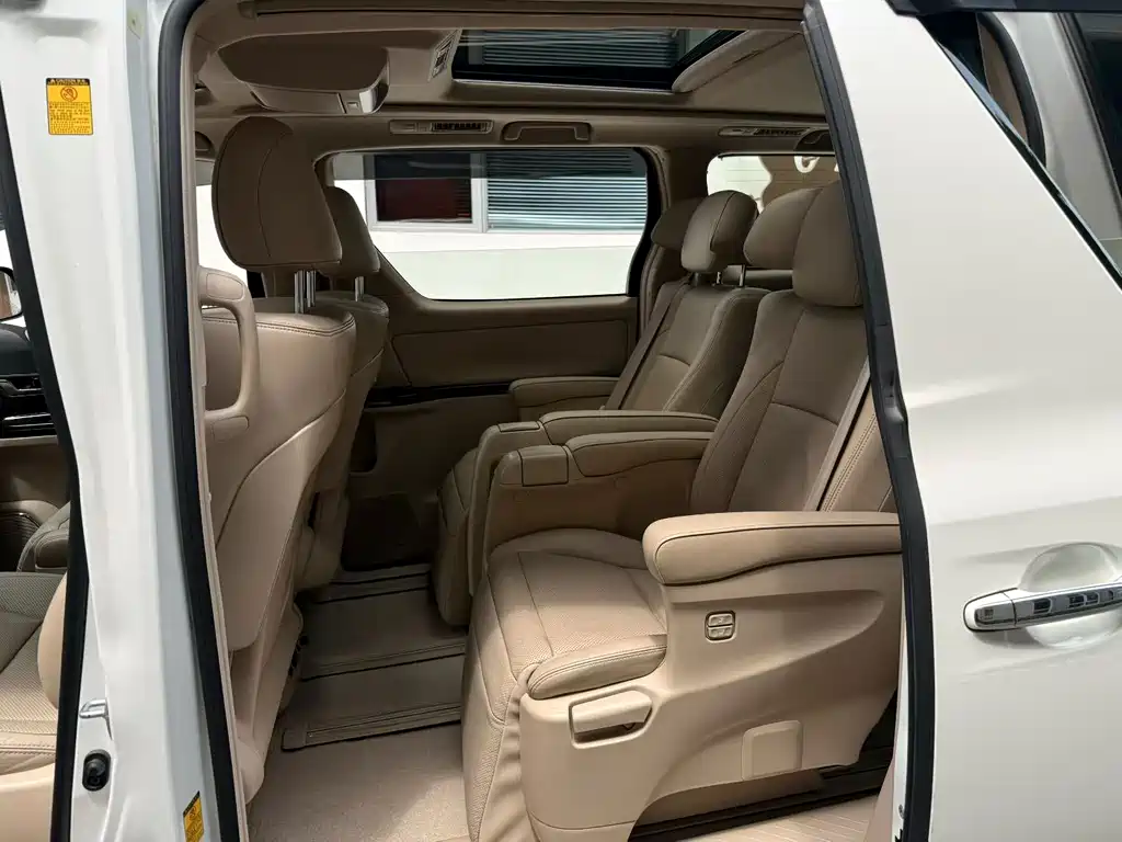 Toyota Alphard 2014 — фото 6