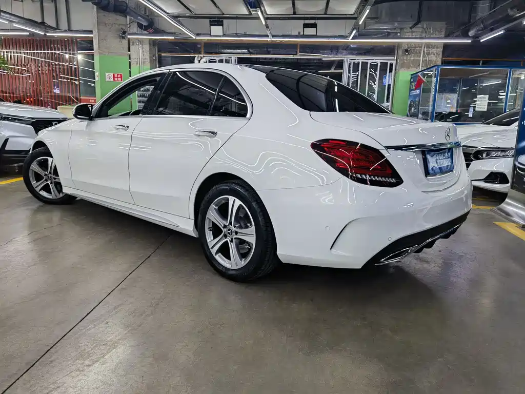 Mercedes-Benz C-Class 2020 — фото 6