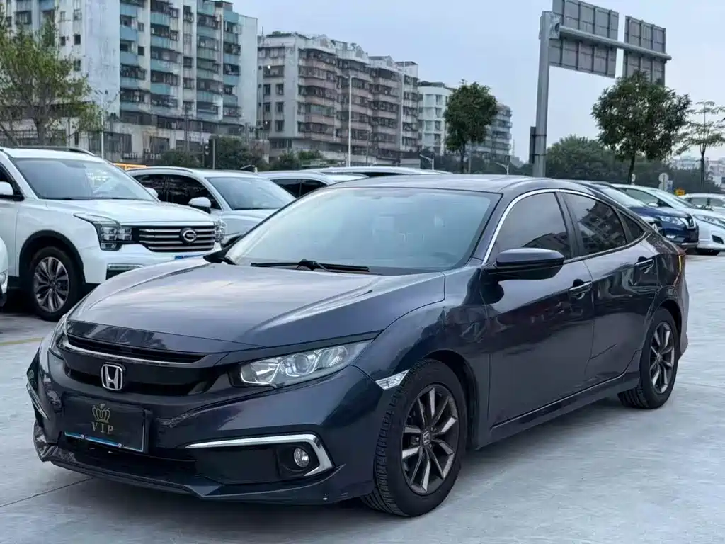 Honda Civic 2019 — фото 1
