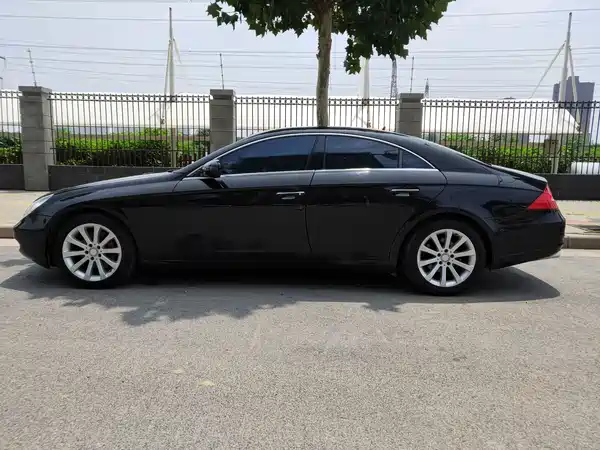 Mercedes-Benz CLS 2011