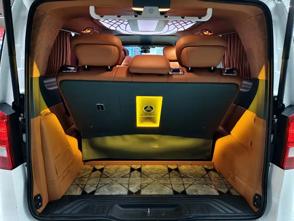 Mercedes-Benz Vito 2022 — фото 22