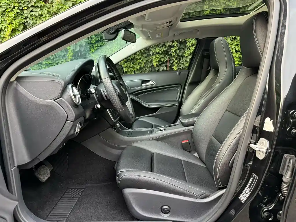 Mercedes-Benz GLA 2016