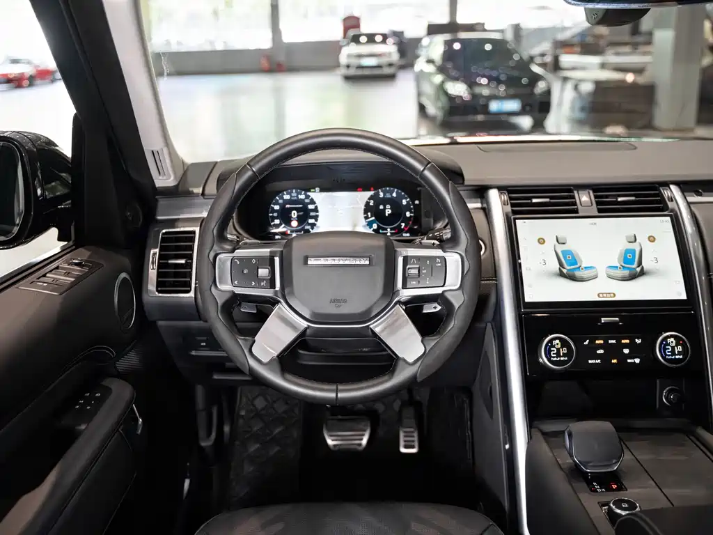 Land Rover Discovery 2021 — фото 13