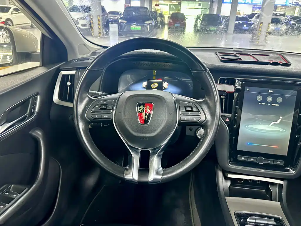 Roewe i6 New Energy 2018 — фото 12