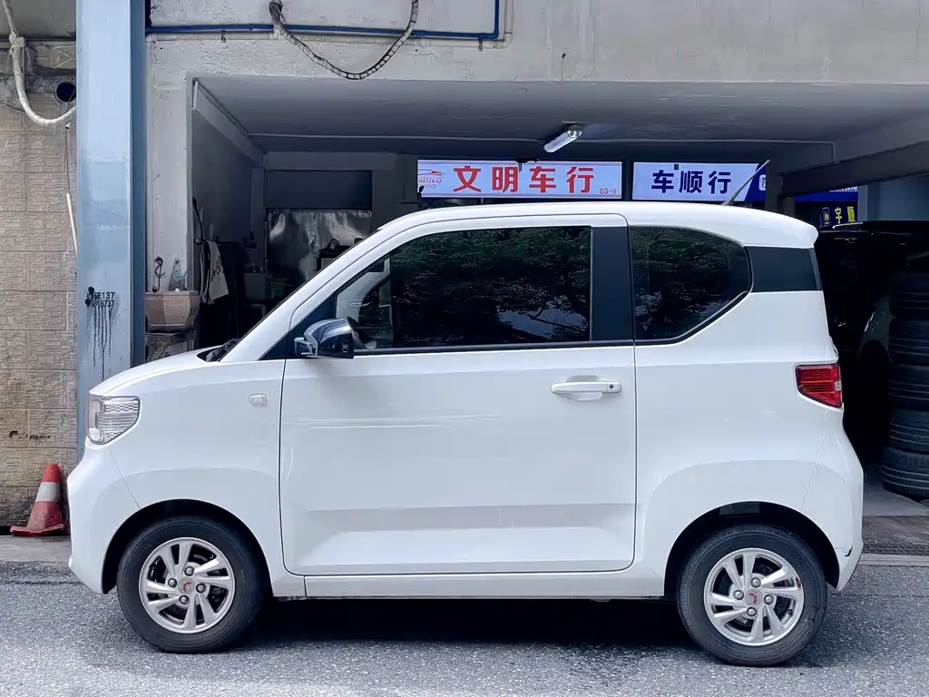 Wuling Hongguang MINIEV 2021 — фото 3