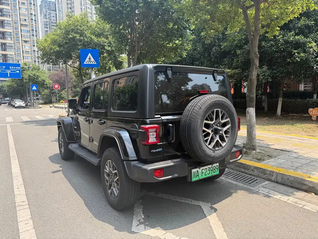 Jeep Wrangler PHEV 2021 — фото 3