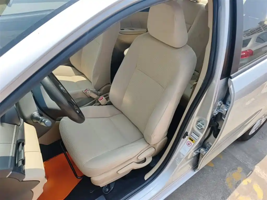 Toyota Vios 2014 — фото 15