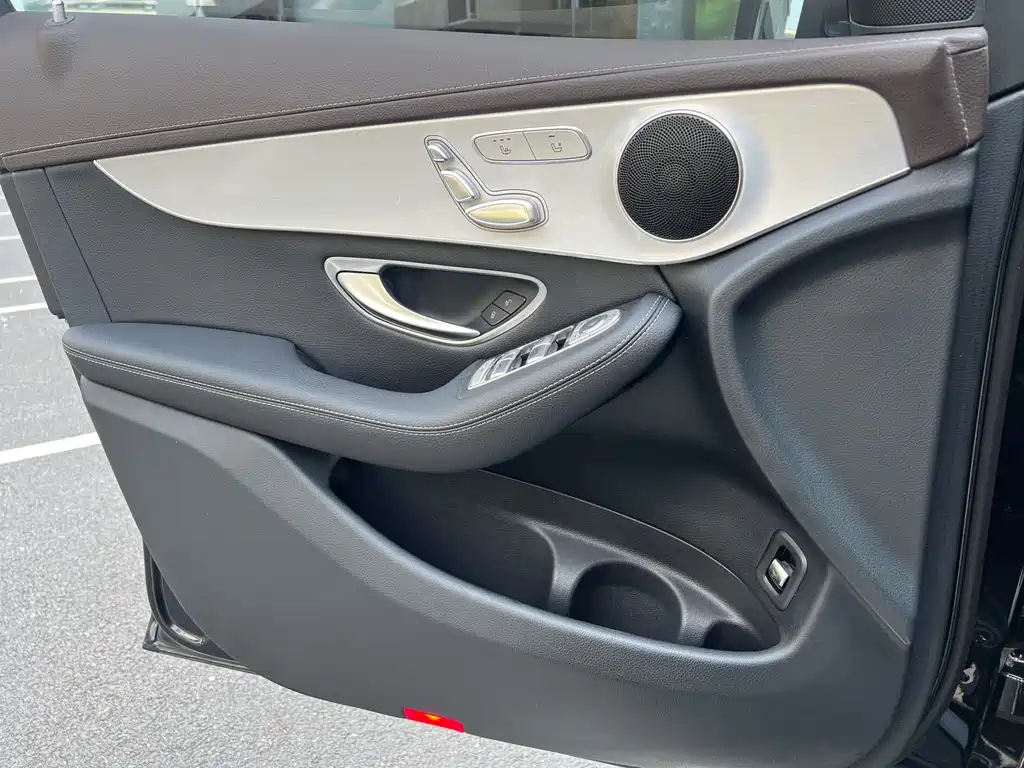 Mercedes-Benz GLC 2020 — фото 10