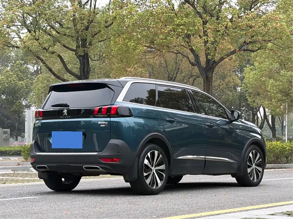 Peugeot 5008 2017 — фото 7