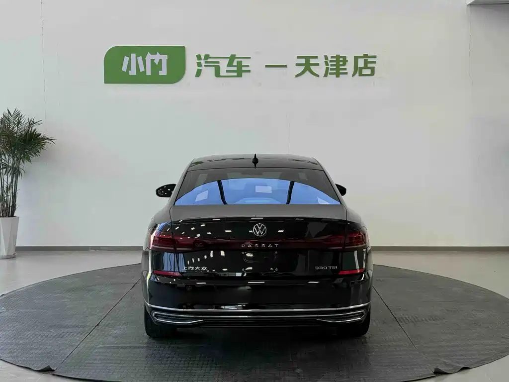 Volkswagen Passat 2022