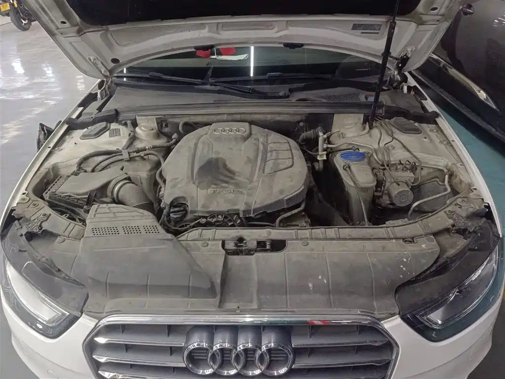 Audi A4L 2015 — фото 16