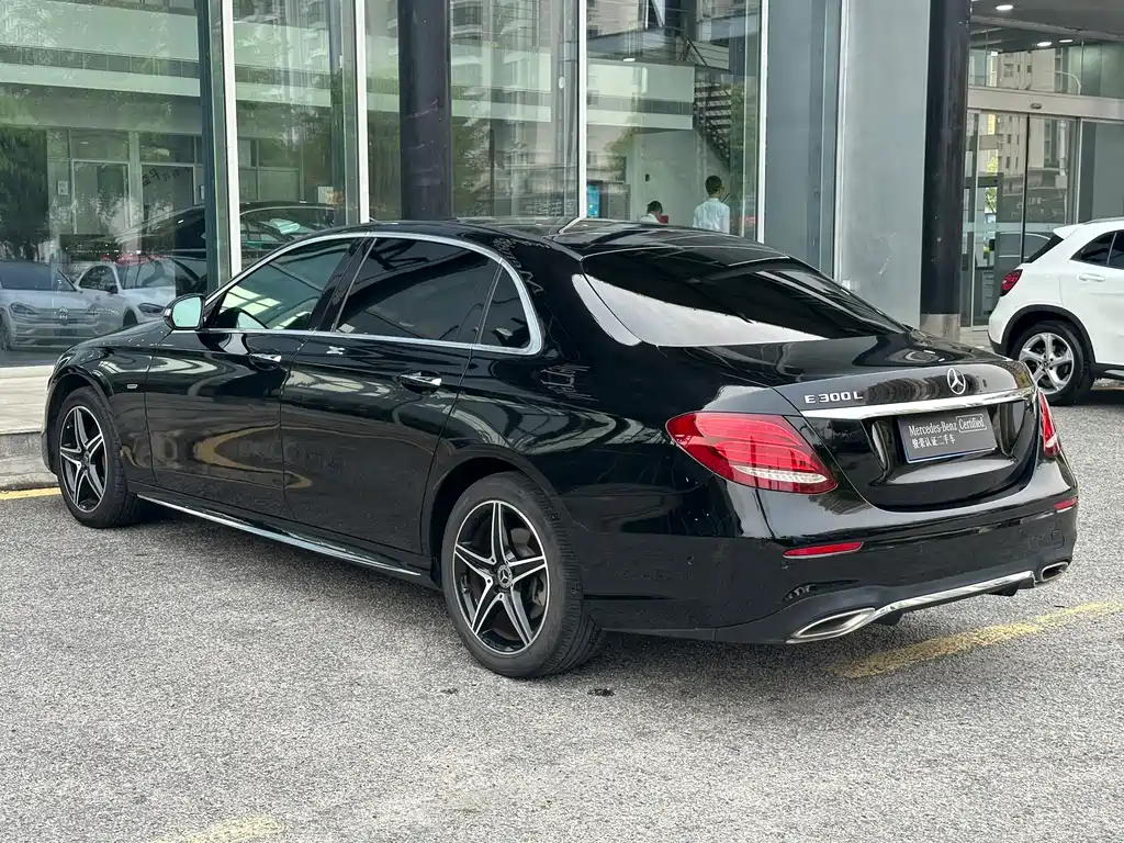 Mercedes-Benz E-Class 2020 — фото 7