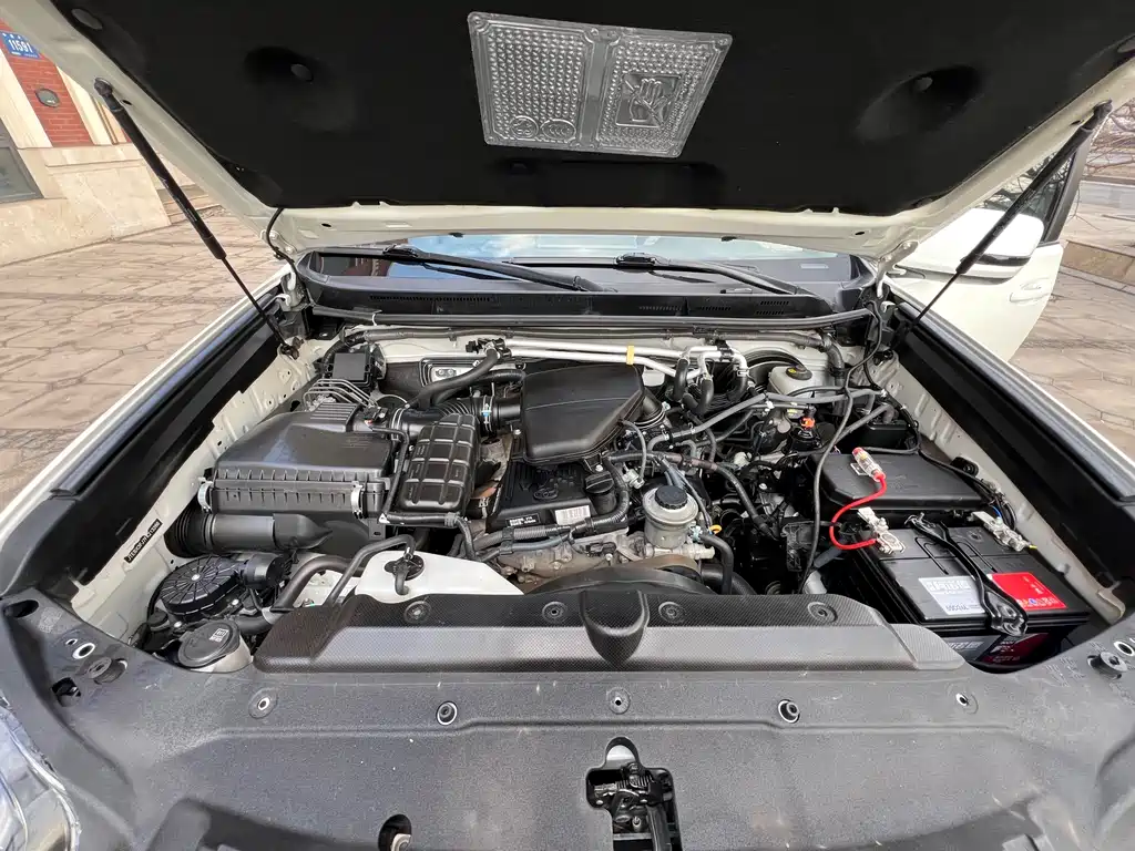 Toyota Prado 2015 — фото 15