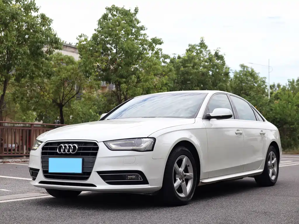 Audi A4L 2013