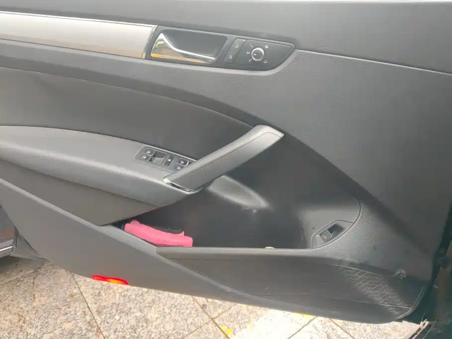 Volkswagen Passat 2012