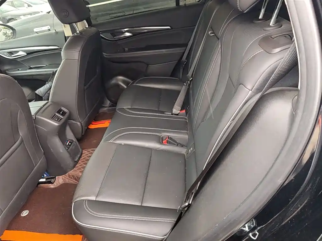 Buick Envision Plus 2023 — фото 17