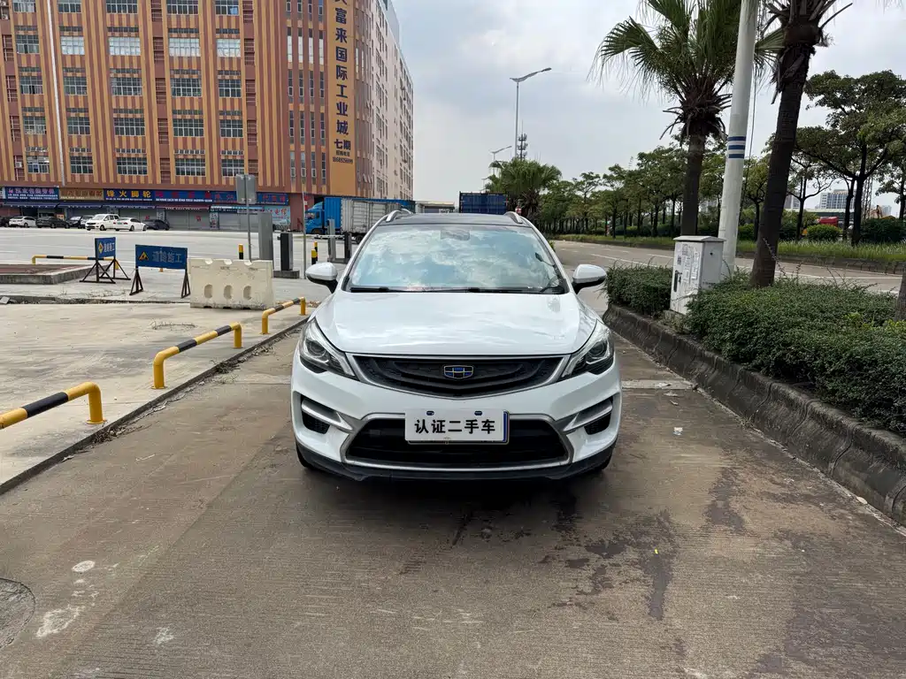 Geely Emgrand GS 2018 — фото 2
