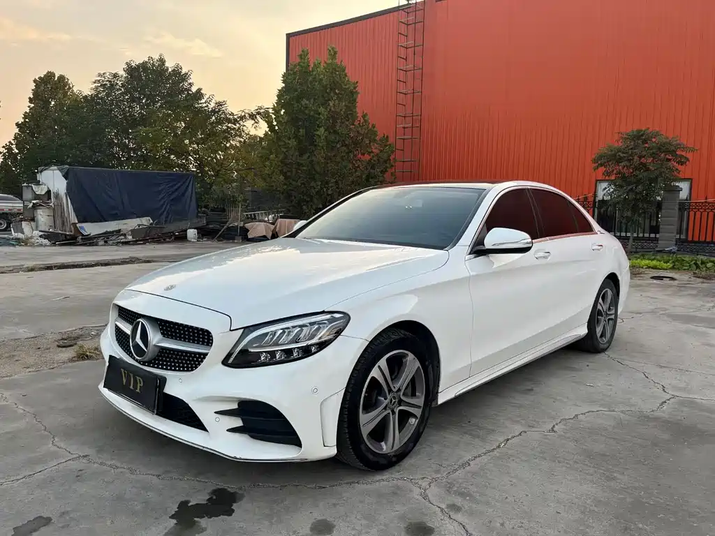 Mercedes-Benz C-Class 2019 — фото 1
