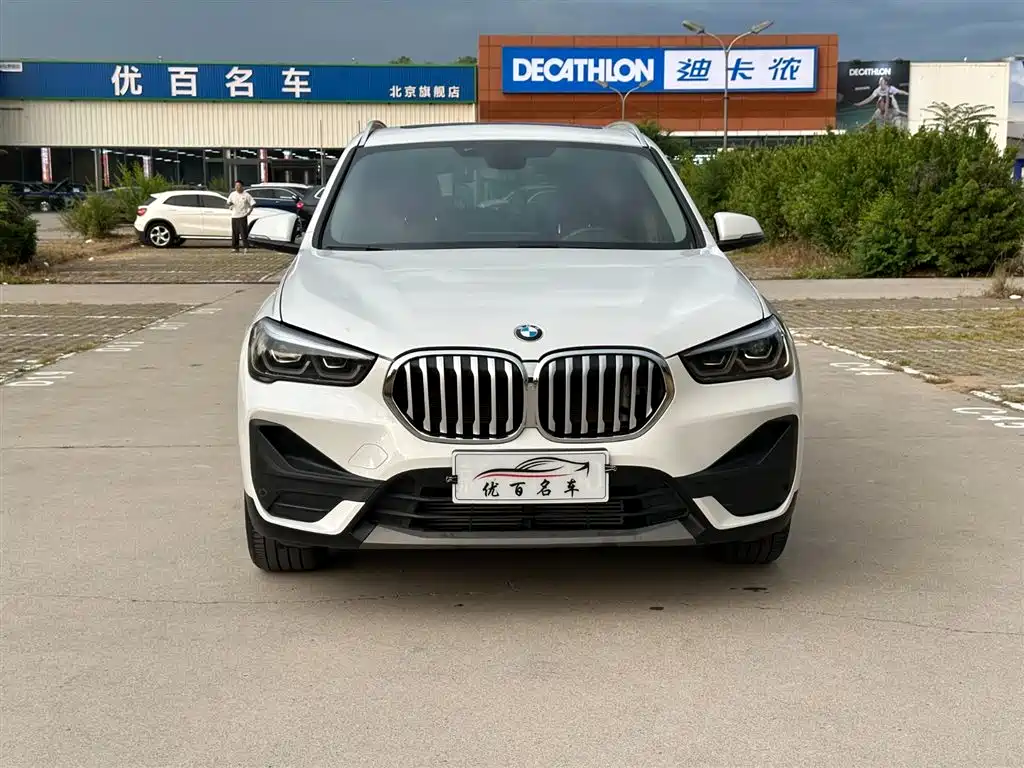 BMW X1 2022 — фото 2
