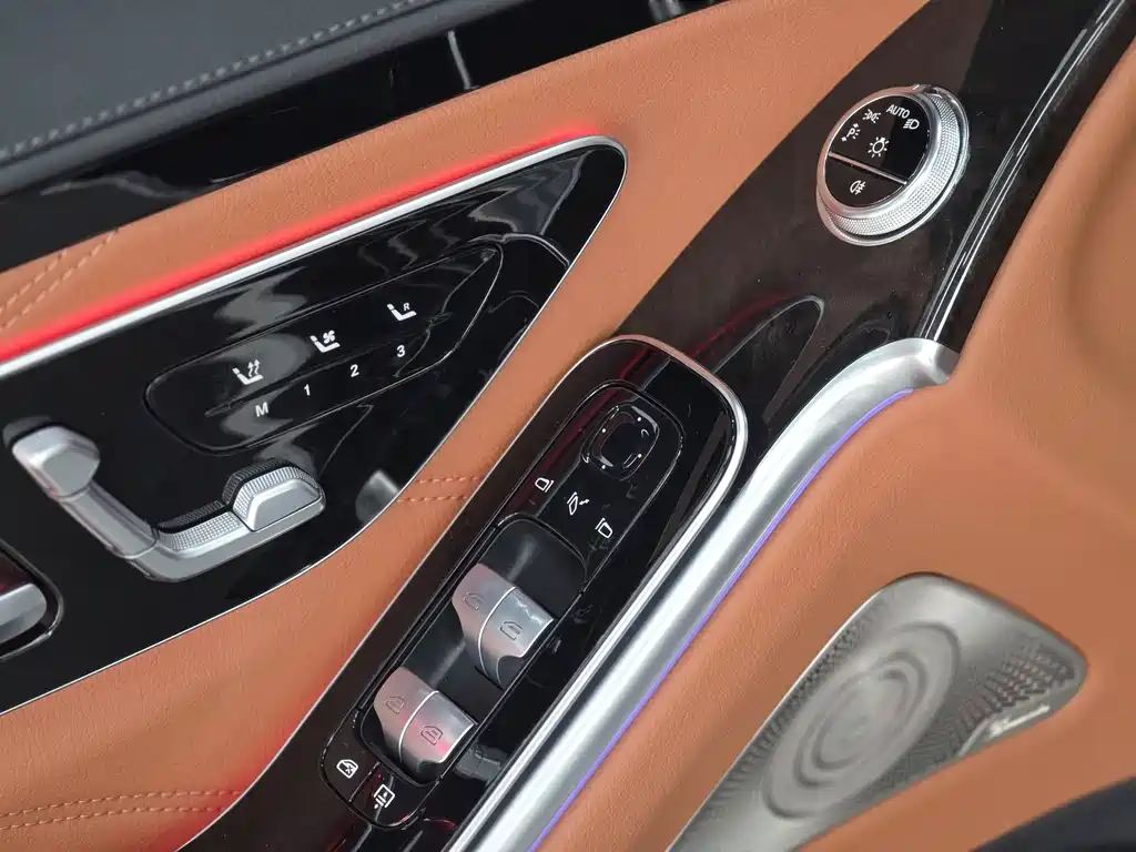 Mercedes-Benz Maybach S-Class 2021 — фото 27