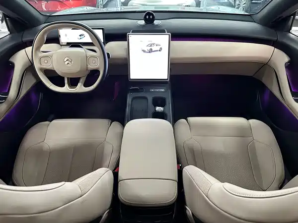 NIO ET5T 2024