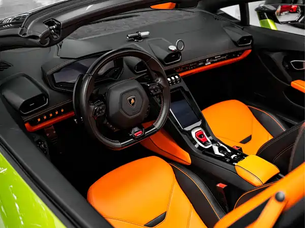 Lamborghini Huracan 2022