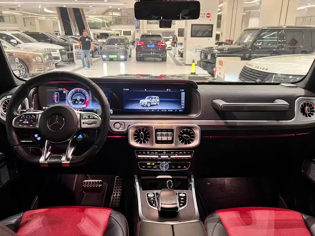 Mercedes-Benz G-Class AMG 2018 — фото 5