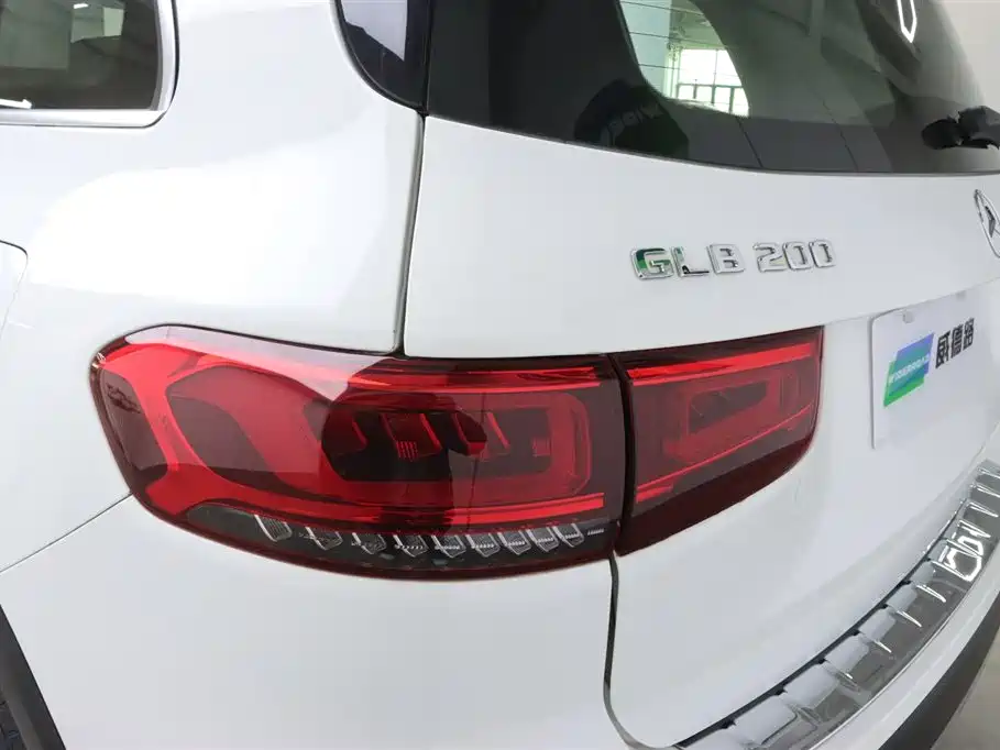 Mercedes-Benz GLB 2020 — фото 35