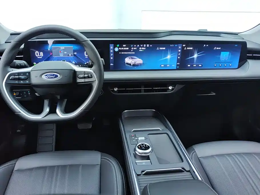 Ford Mondeo 2025 — фото 12