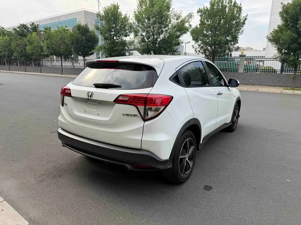 Honda Vezel 2020 — фото 9