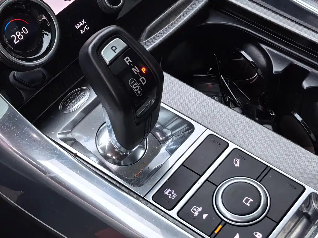 Land Rover Sport 2021 — фото 14