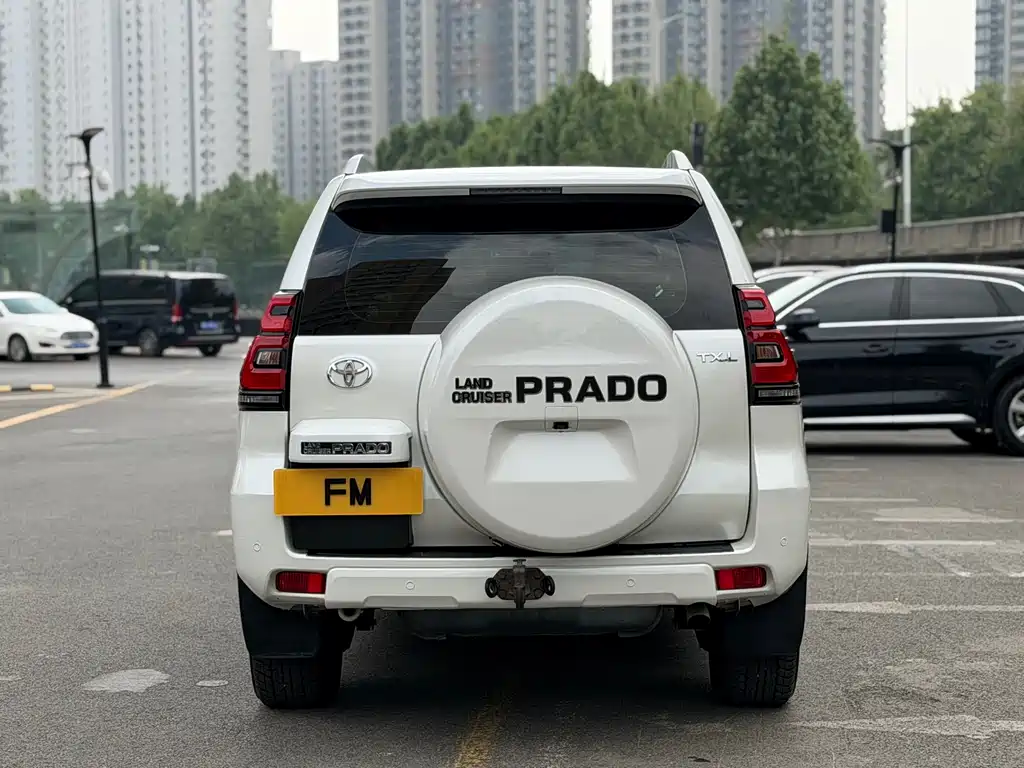 Toyota Prado 2019 — фото 12