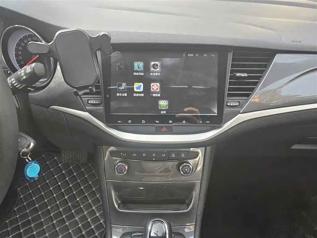Buick Verano 2017 — фото 13